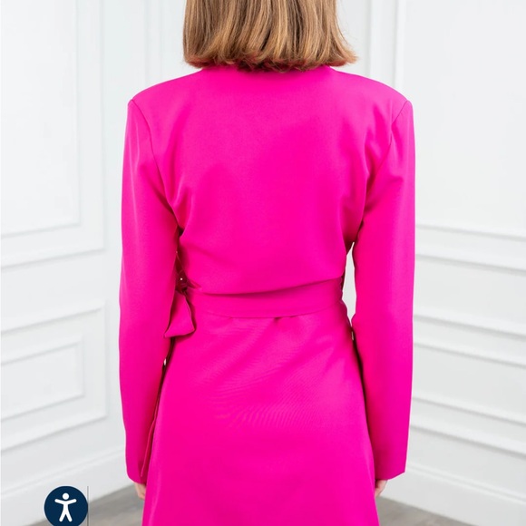 Avara Ashley wrap dress - Picture 4 of 8